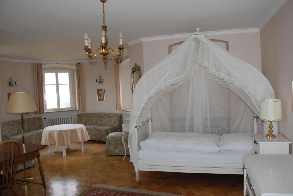 Schloss Schwanberg Rödelsee Zimmer foto